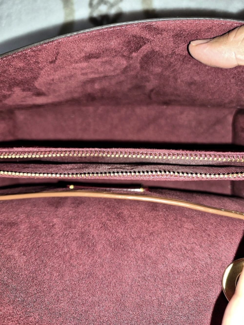 Coach Parker Shoulder Bag White & Tan - Picture 6 of 7